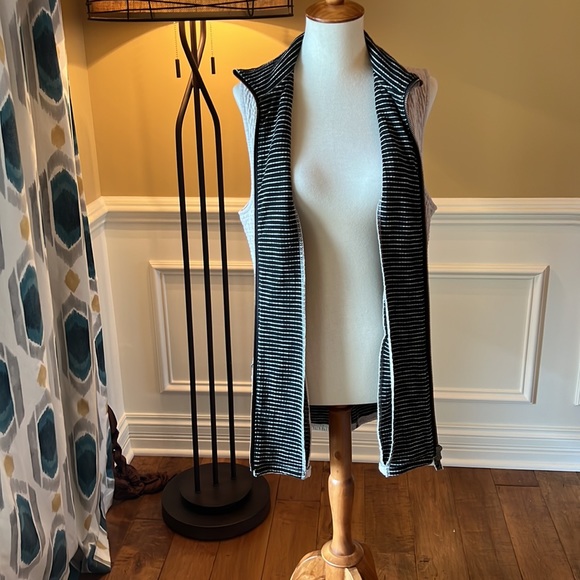 Habitat Sleeveless Tunic - Picture 6 of 10